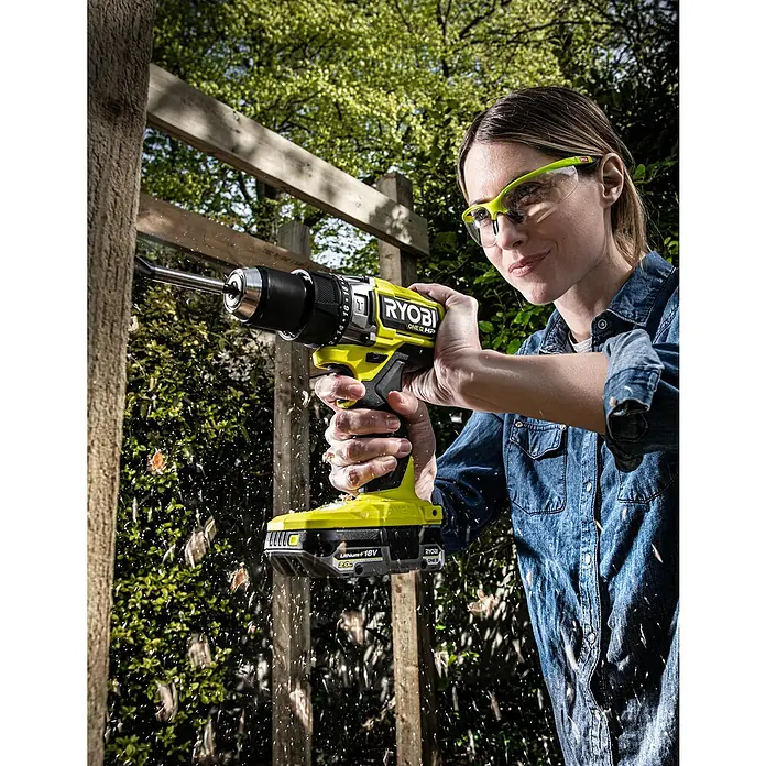 Ryobi ONE+HP Akku-Schlagbohrschrauber RPD18X-0 - 18 V, Ohne Akku, Leerlaufdrehzahl: 0 U/min - 2.100 U/min - Anwendungsbeispiel