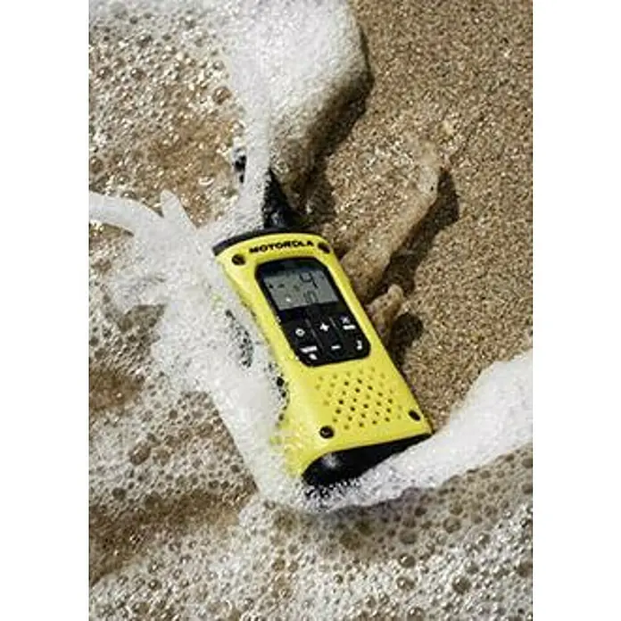 Motorola Walkie talkies TLKR T92 H2O - Alcance: 10 km, Amarillo - Foto ambiente