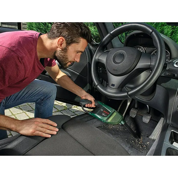 Bosch Akku-Handstaubsauger EasyVac 12 - 12 V, Li-Ionen, 2 Ah, 1 Akku, Luftmenge: 1.200 l/min - Anwendungsbeispiel