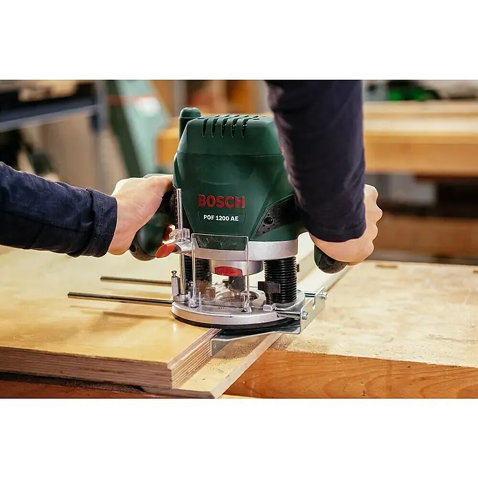 Bosch Oberfräse POF 1200 AE - 1.200 W, 55 mm - Anwendungsbeispiel