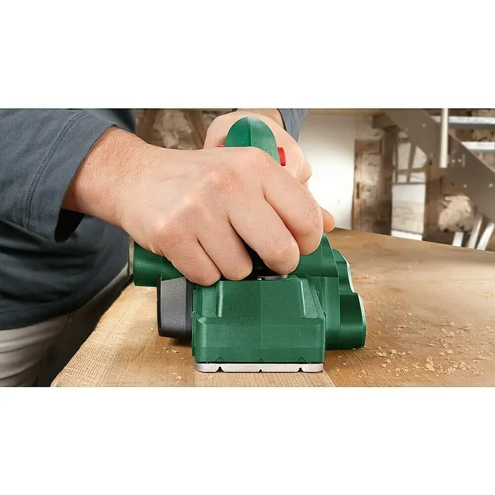 Bosch Handhobel PHO 1500 - 550 W, Hobeltiefe: 0 mm - 1,5 mm, 19.500 U/min - Anwendungsbeispiel