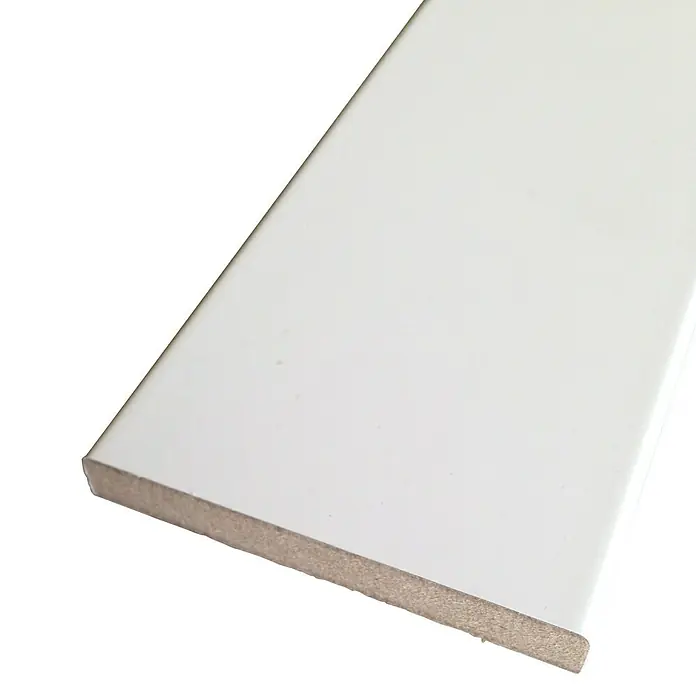 Rufete Tapeta MDF - 70 mm x 224 cm, Blanco, 1 ud. - Primer plano