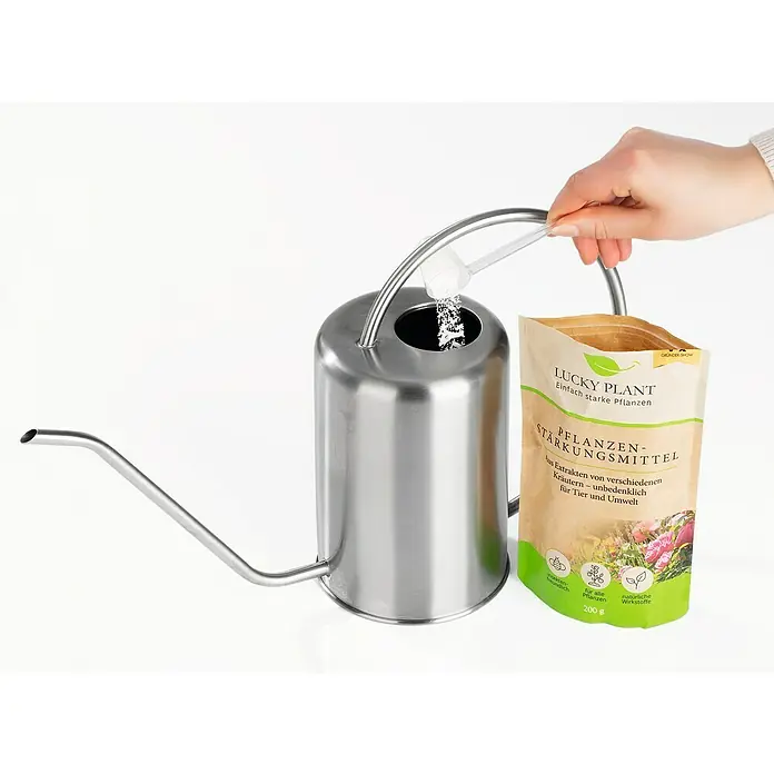 Lucky Plant Pflanzenstärkungsmittel - 200 g - Anwendungsbeispiel