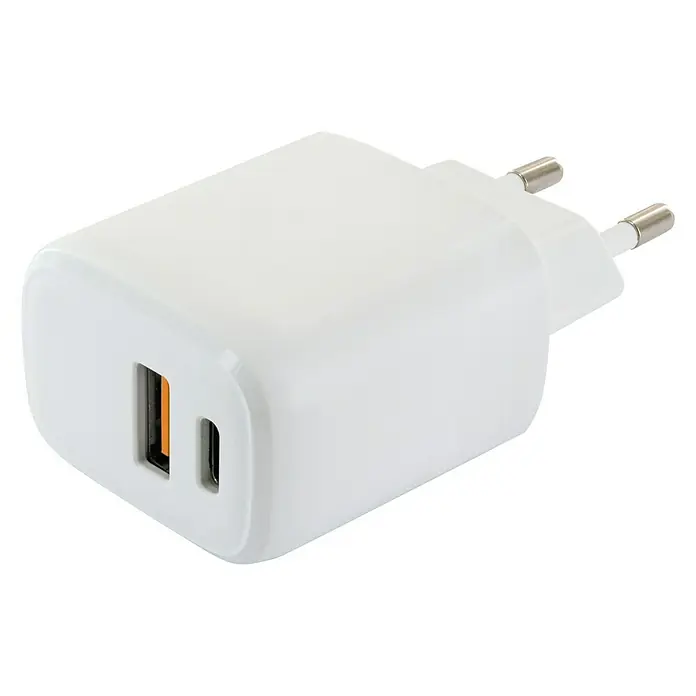 Schwaiger USB-Ladeadapter - Weiß, USB-A-Buchse, USB-C-Buchse - Diagonale Ansicht