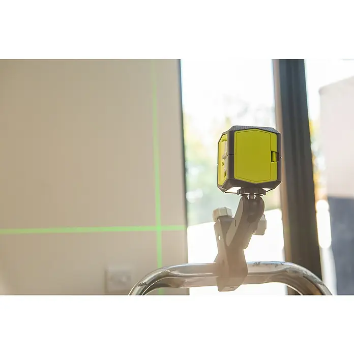 Ryobi Kreuzlinienlaser RBCLLG1 - Max. Arbeitsbereich: 15 m - Stimmungsaufnahme