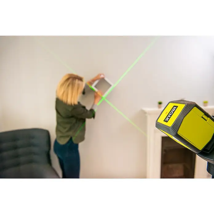 Ryobi Kreuzlinienlaser RBCLLG1 - Max. Arbeitsbereich: 15 m - Anwendungsbeispiel