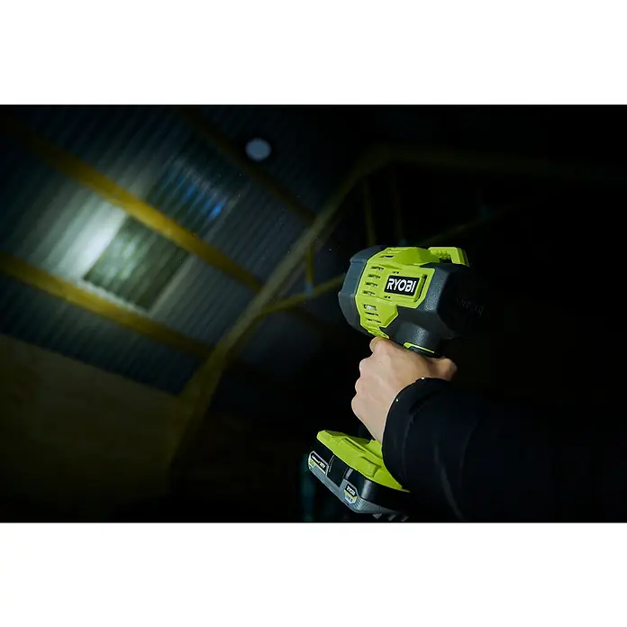 Ryobi ONE+ LED-Akkustrahler RLS18-0 - 18 V, Ohne Akku, 3.000 lm - Anwendungsbeispiel