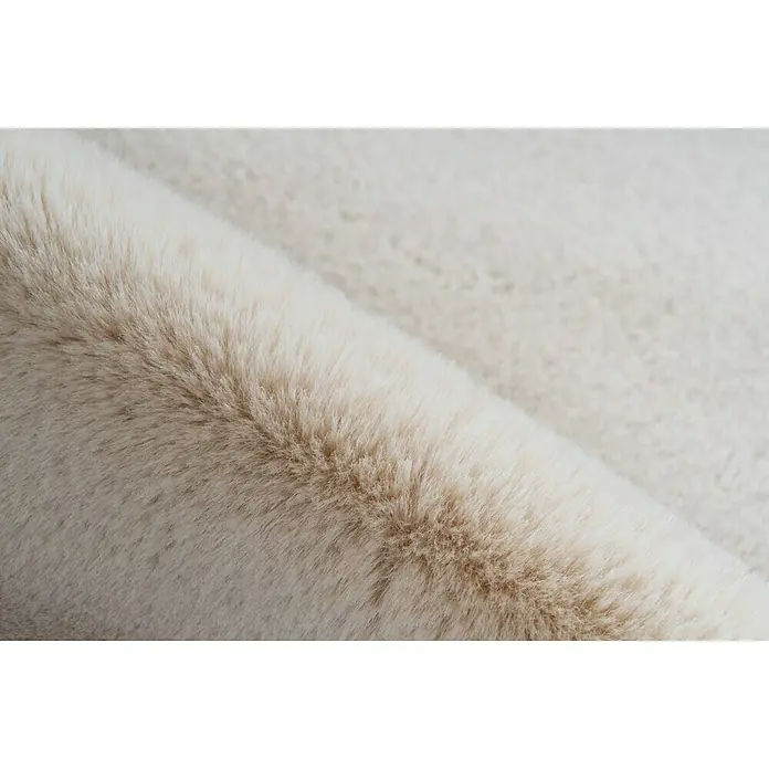 Kayoom Deko-Kunstfell Rabbit doppelt - Tieroptik, Elfenbein, 180 x 60 cm, 100 % Polyester - Detailaufnahme
