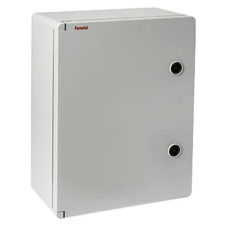 Famatel  Cuadro eléctrico de superficie Magna 40 x 30