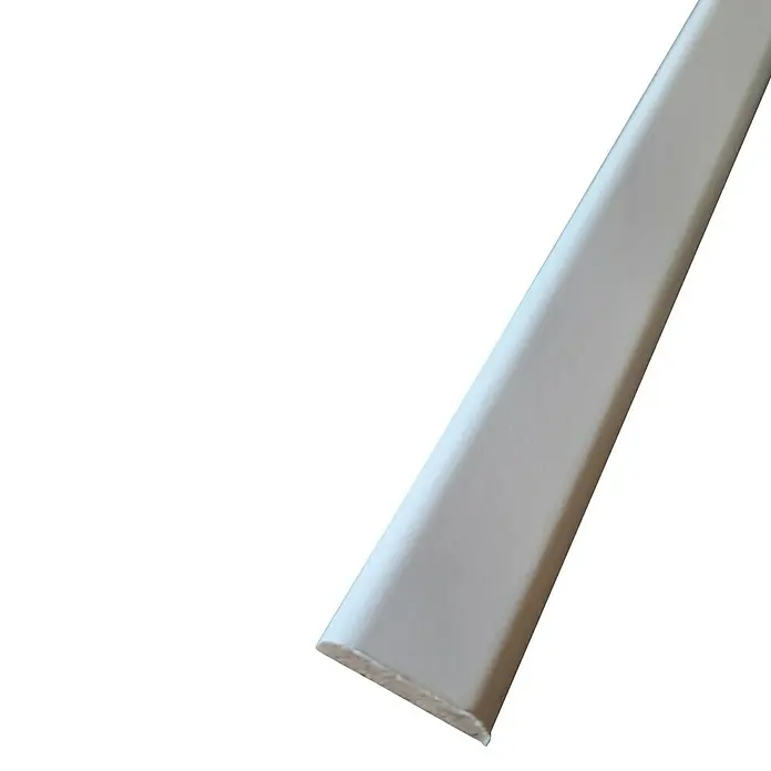 Rufete Moldura MDF - 2,24 m x 5 mm x 16 mm, Blanco, MDF - Primer plano
