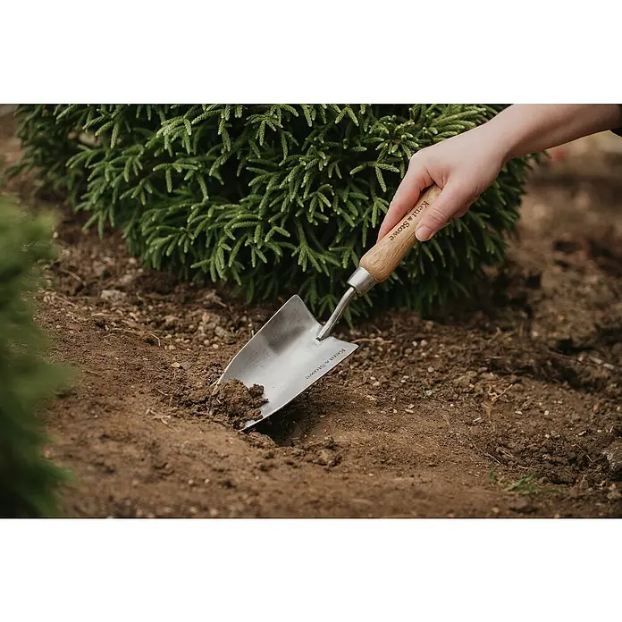 Kent & Stowe Blumenkelle - 8,5 cm - Anwendungsbeispiel