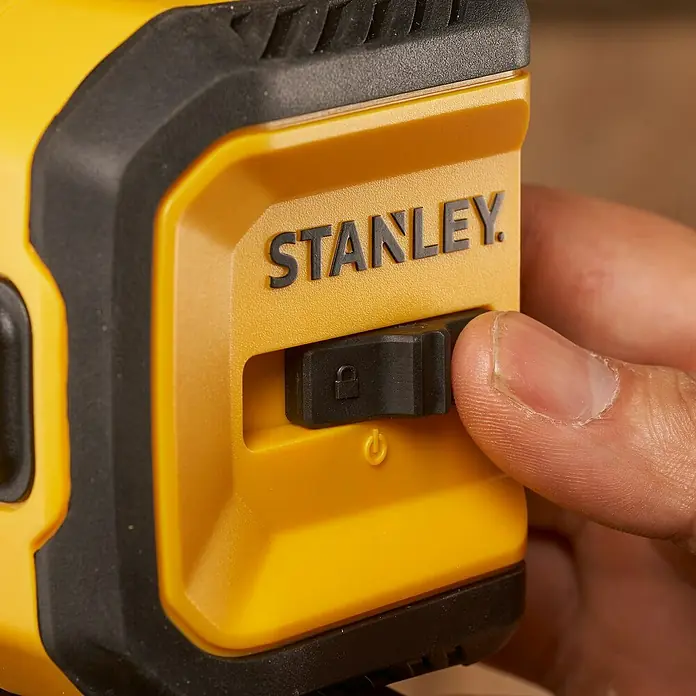 Stanley Nivel láser en cruz STHT77611-0 - Zona de trabajo máx.: 10 m - Producto en uso