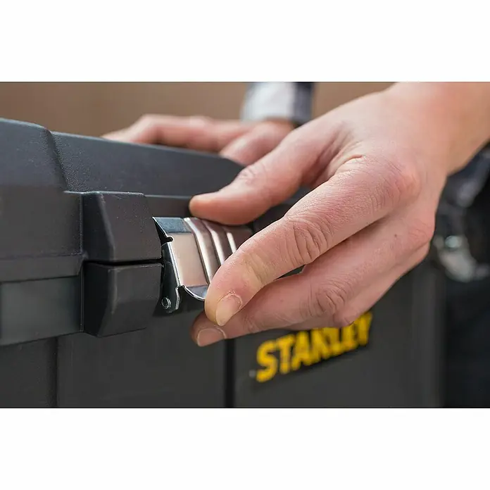 Stanley Caja de herramientas STST1-80150 - Plástico - Producto en uso