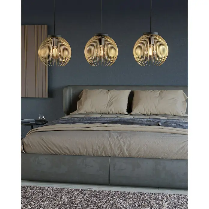 Eglo Venezuela Pendelleuchte - 120 W, L x B x H: 93,5 x 23,5 x 11 cm, Schwarz/Gold, E27, 3 Stk. - Stimmungsaufnahme