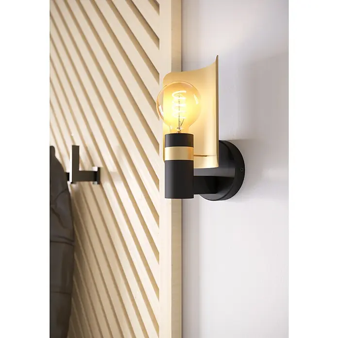 Eglo Wandleuchte HAYES - 40 W, Schwarz/Gold, E27 - Stimmungsaufnahme
