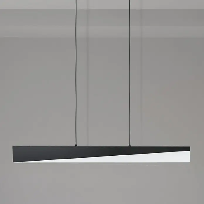 Eglo Isidro LED-Pendelleuchte - 27 W, L x B x H: 79,5 x 6 x 11 cm, Schwarz, Warmweiß - Bildausschnitt