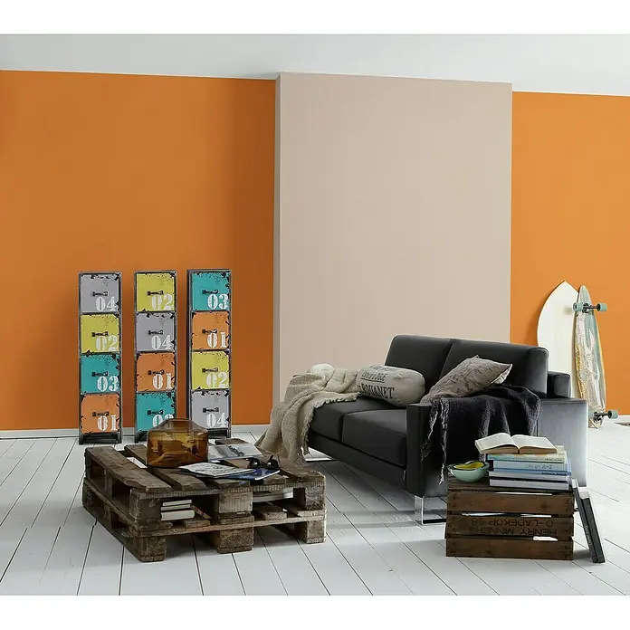 AS Creation WM 2018 Vliestapete - Orange, Uni, 10,05 x 0,53 m - Stimmungsaufnahme