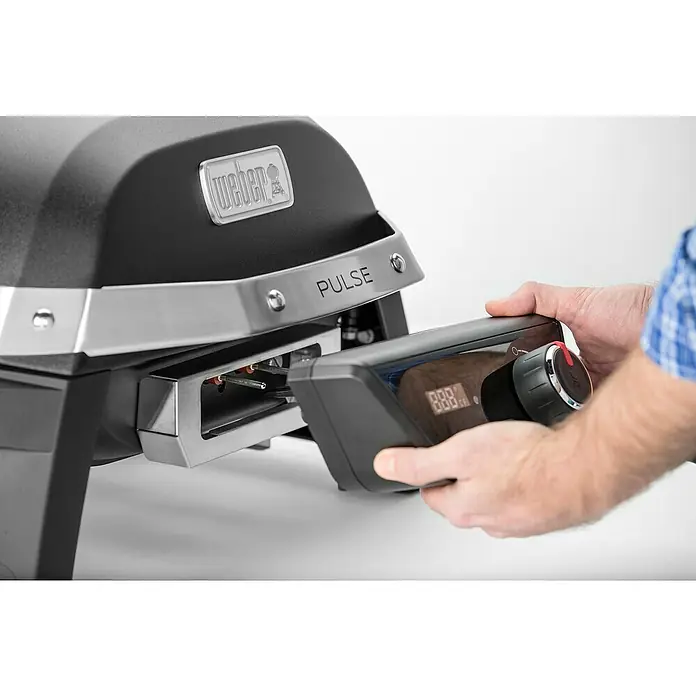 Weber Barbacoa eléctrica Pulse 1000 - 1,8 kW, Superficie parrilla: 41 x 31 cm - Producto en uso