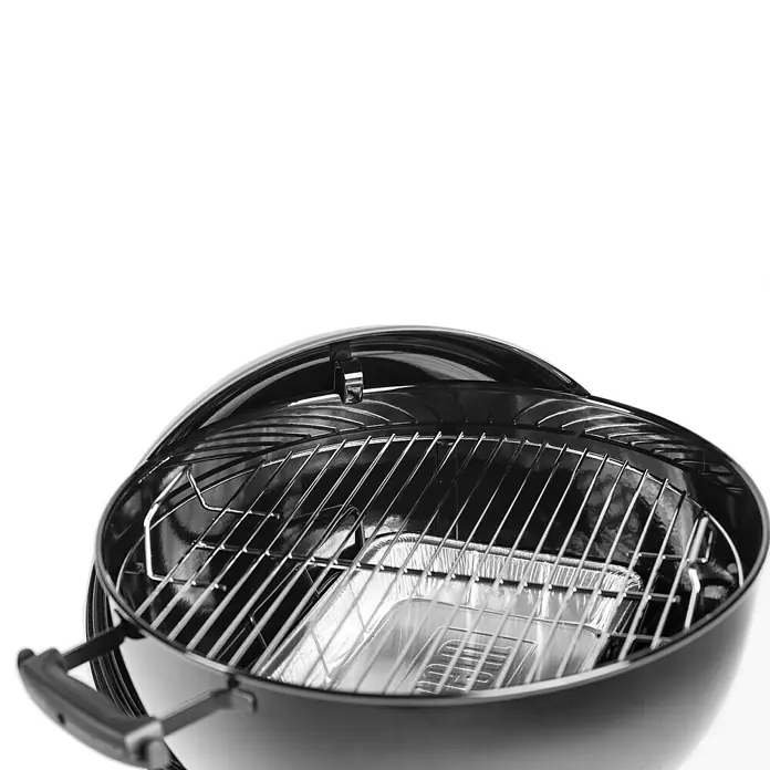 Weber Barbacoa redonda con tapa Compact Kettle - Negro, Superficie parrilla: Ø 57 cm - Primer plano
