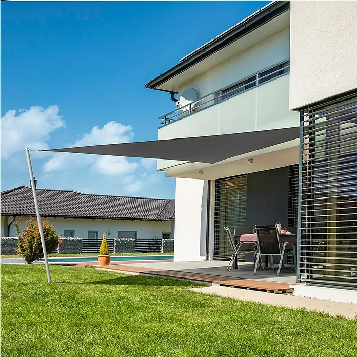 Windhager Sonnensegel Cannes - Anthrazit, L x B: 5 x 5 m, Dreieckig - Stimmungsaufnahme