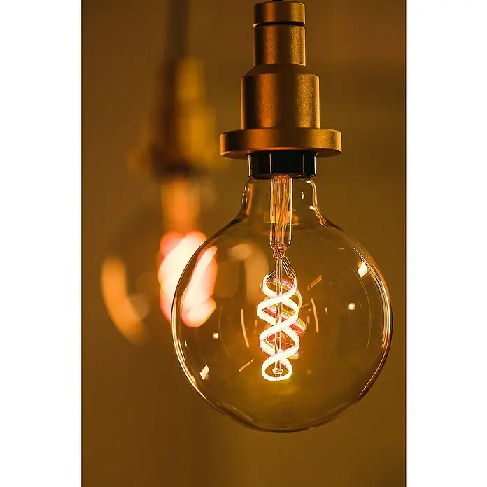 Ledvance Smart+ WiFi Bombilla LED inteligente Vintage Globo - E27, 30 W, 300 lm - Primer plano
