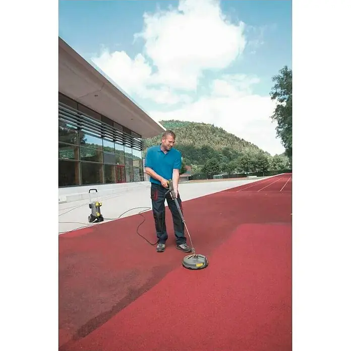 Kärcher Visokotlačni čistač HD 5/15 CX Plus + FR Classic - 2.800 W, Maksimalni tlak: 200 bar, Radni protok: 500 l/h - Proizvod u upotrebi
