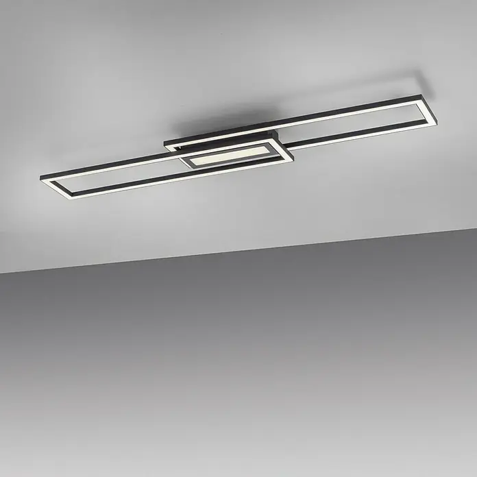 LeuchtenDirekt LED-Deckenleuchte Asmin - 48 W, L x B x H: 95 x 17,5 x 5 cm, Schwarz - Stimmungsaufnahme
