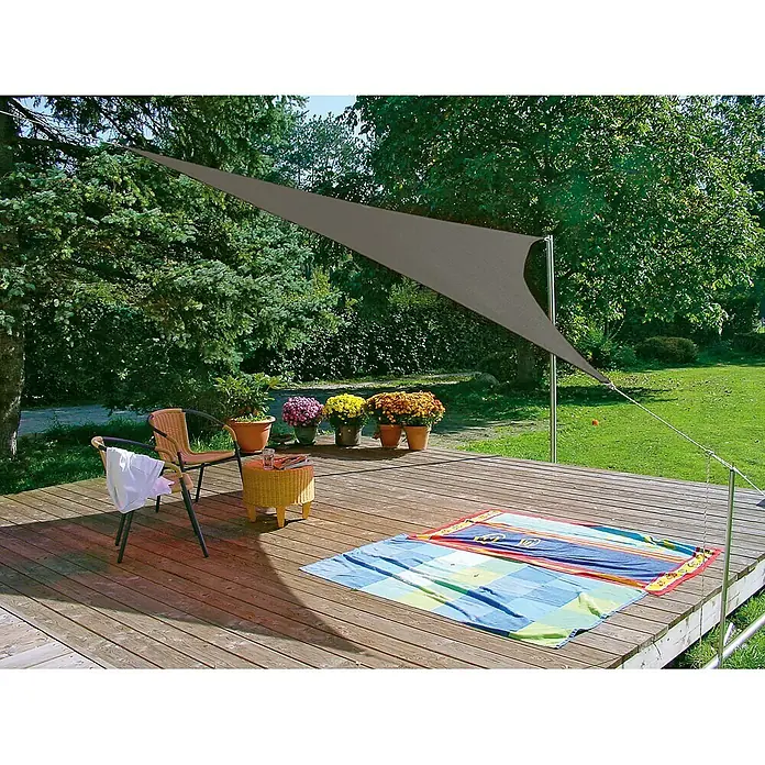 Sunfun Sonnensegel - Hellgrau, Dreieckig, L x B: 400 x 400 cm - Stimmungsaufnahme