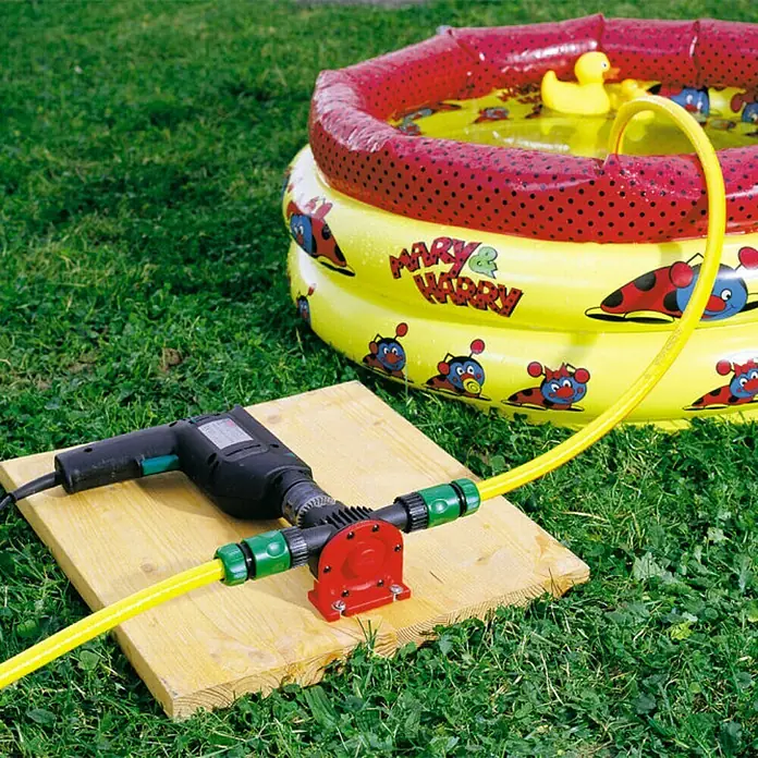 Wolfcraft Pumpa - 3.000 l/h, Pritisak vode u visinu: 24 m (crijevo od ½″) - Proizvod u upotrebi