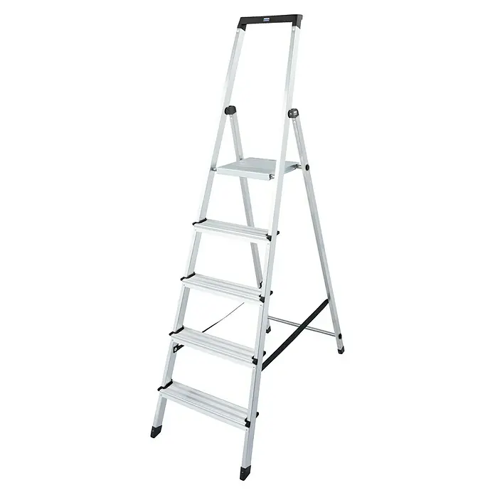 Krause Monto Stufenstehleiter Solidy - Arbeitshöhe: 3,05 m, 5 Stufen, Aluminium, Eimerhaken - Diagonale Ansicht