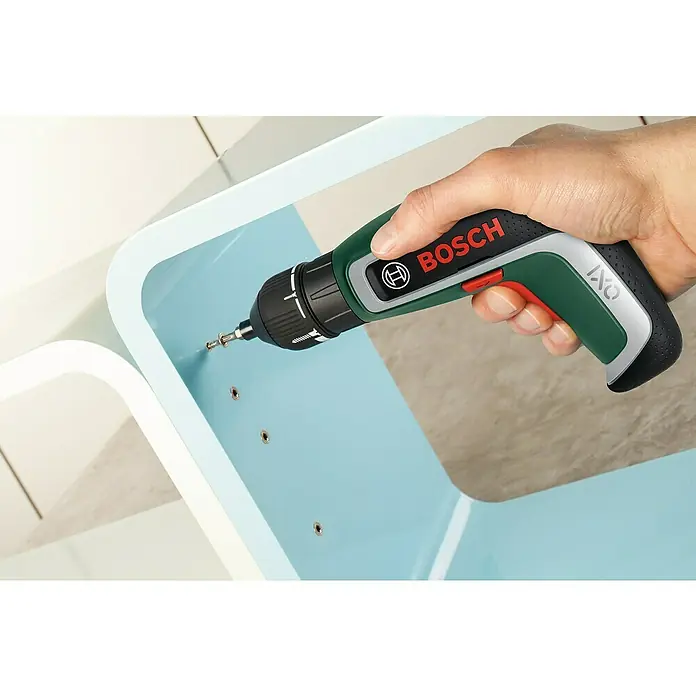 Bosch Akkuschrauber IXO 7 Set - 3,6 V, 1 Akku, 2 Ah, Leerlaufdrehzahl: 235 U/min - Anwendungsbeispiel