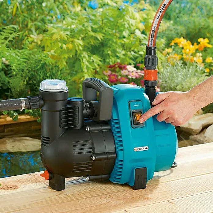Gardena Vrtna pumpa Classic 4000/5 - 1.100 W, Maksimalni protok: 4.000 l/h