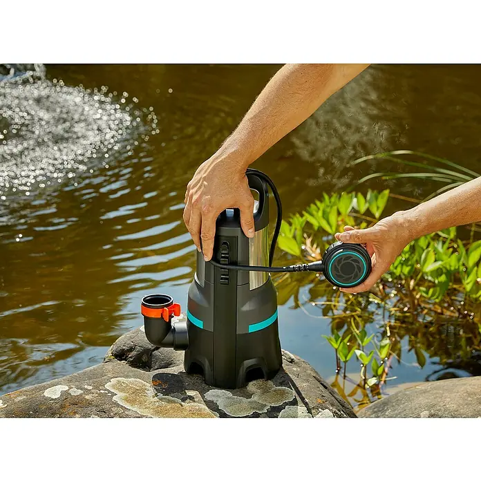 Gardena Schmutzwasserpumpe 25000 - 1.100 W, Max. Fördermenge: 25.000 l/h - Anwendungsbeispiel
