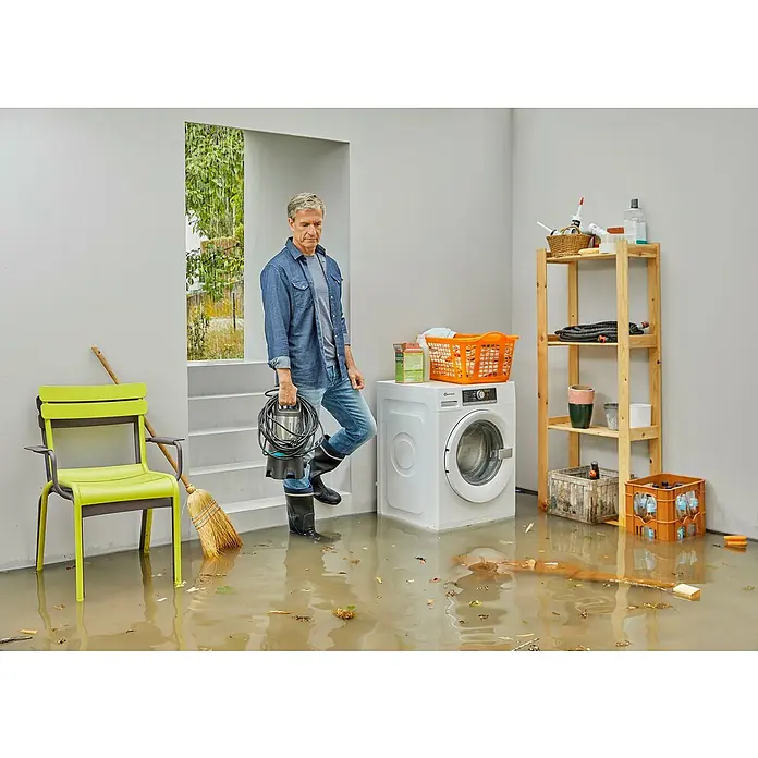 Gardena Schmutzwasserpumpe 25000 - 1.100 W, Max. Fördermenge: 25.000 l/h - Stimmungsaufnahme