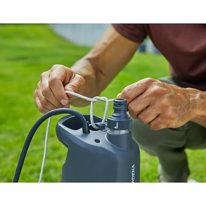 Gardena Drucktauchpumpe 5900/4 Inox - 900 W, Max. Fördermenge: 5.900 l/h - Detailaufnahme