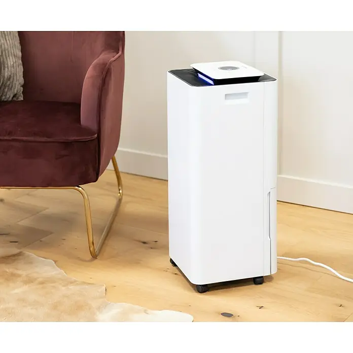 Proklima Luftentfeuchter - 400 W, Entfeuchtungsleistung: 20 l/Tag, L x B x H: 26,2 x 26,2 x 59 cm, Rollen - Stimmungsaufnahme