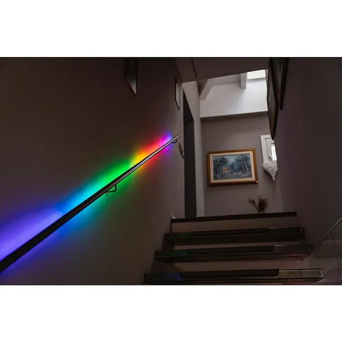 Twinkly LED traka Line - Crne boje, Područje uporabe: U zatvorenom, 1,5 m, 100 žaruljica, Boja svjetla: RGB - Živopisni prikaz