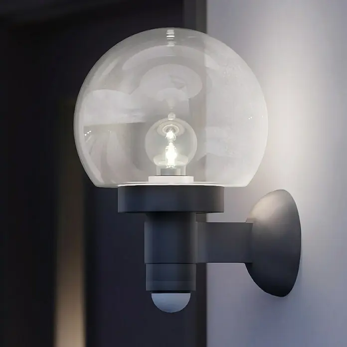 Steinel Sensor-Außenleuchte L 115 S - 60 W, L x B x H: 25,7 x 21,5 x 33 cm - Bildausschnitt