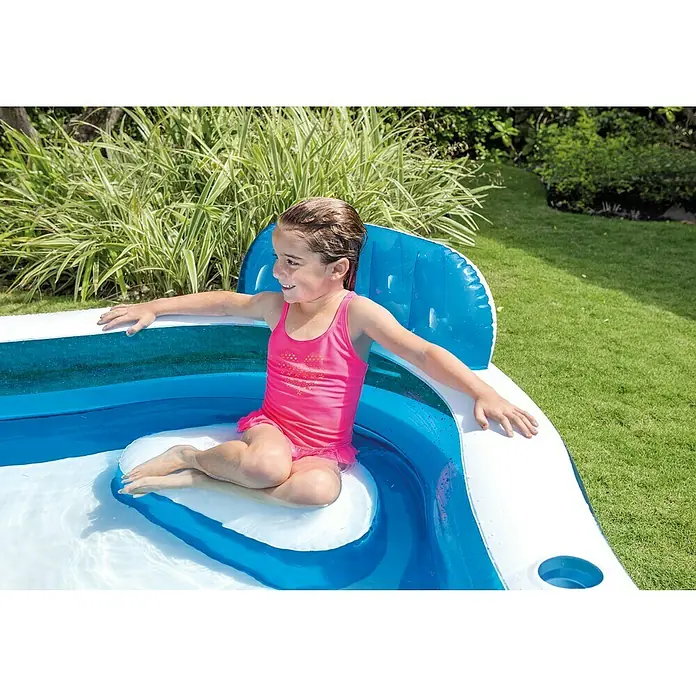 Intex Piscina exterior Family Lounge - 229 x 229 x 66 cm, 0,88 m³ - Producto en uso