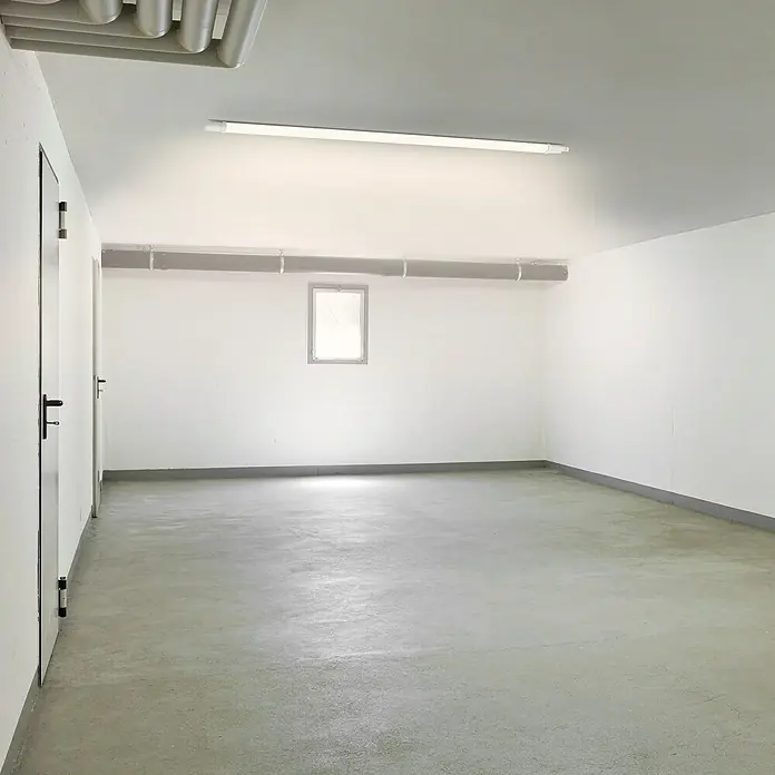 Ritter Leuchten LED-Feuchtraum-Lichtleiste Super Slim - 45 W, Länge: 153 cm, Neutralweiß, IP65 - Stimmungsaufnahme