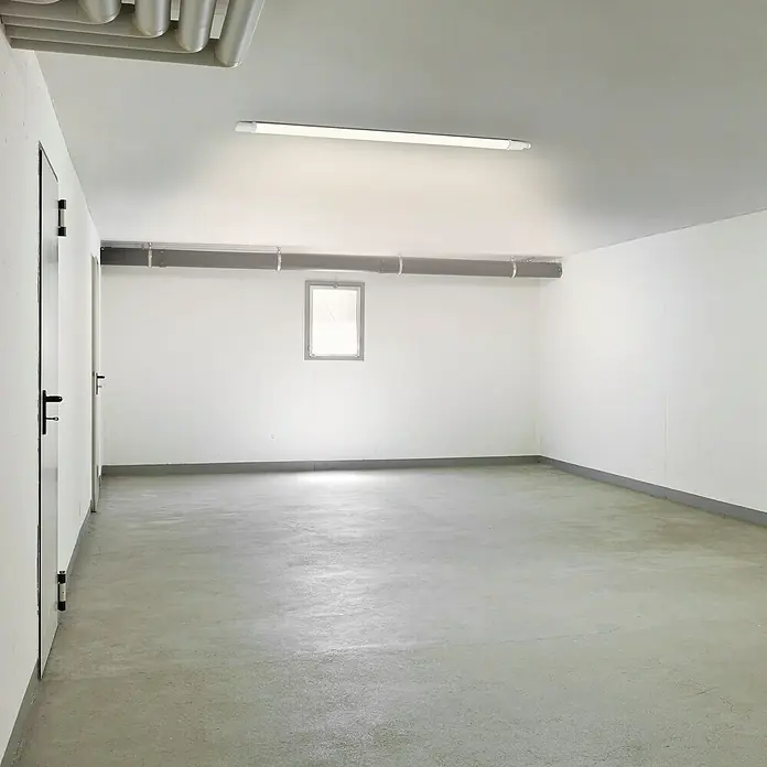 Ritter Leuchten LED-Feuchtraum-Lichtleiste Super Slim - 36 W, Länge: 125 cm, Neutralweiß, IP65 - Stimmungsaufnahme