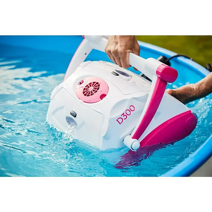 BWT Poolroboter D 300 - Passend für: Pools bis 100 m² - Anwendungsbeispiel