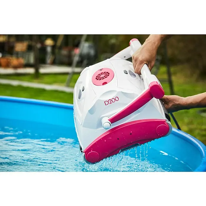 BWT Poolroboter D 200 - Passend für: Pools bis 60 m² - Anwendungsbeispiel