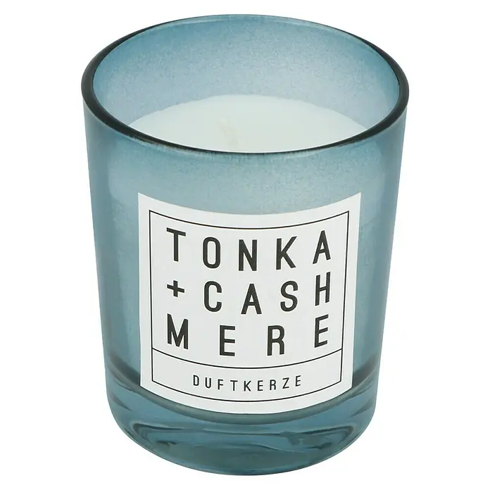 Duftkerze - Im Glas, Tonka und Cashmere, Ø x H: 6,5 x 7,9 cm - Diagonale Ansicht