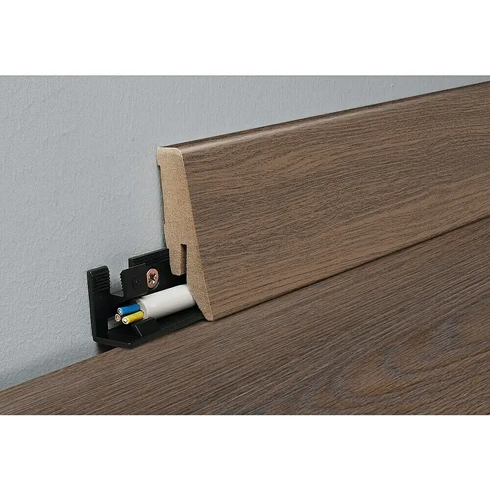 MyStyle Sockelleiste K58 C Bourbon Hill Oak - 2,6 m x 18 mm x 58 mm, Gerade - Detailaufnahme