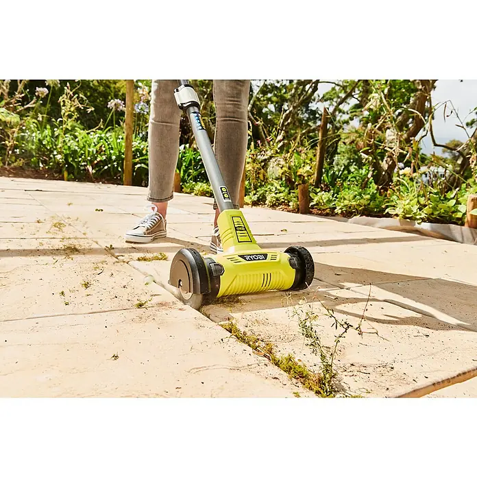 Ryobi Vervangende borstel RAC818 - Zilver, Passend bij: Ryobi Voegenreiniger RY18PCA - Toepassingsvoorbeeld