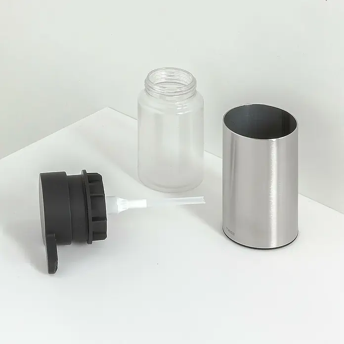 Tiger Dock Zeepdispenser - Roestvrij staal, Geborsteld RVS, 135 ml - Sfeeropname