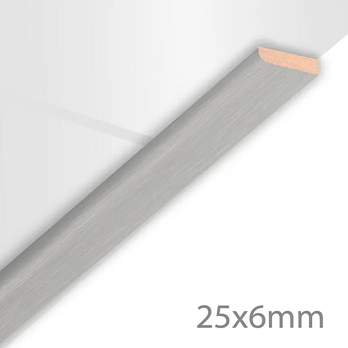 Hoekafdeklijst - 260 x 2,5 x 2,5 cm, MDF, Zilvergrijs - Close-up