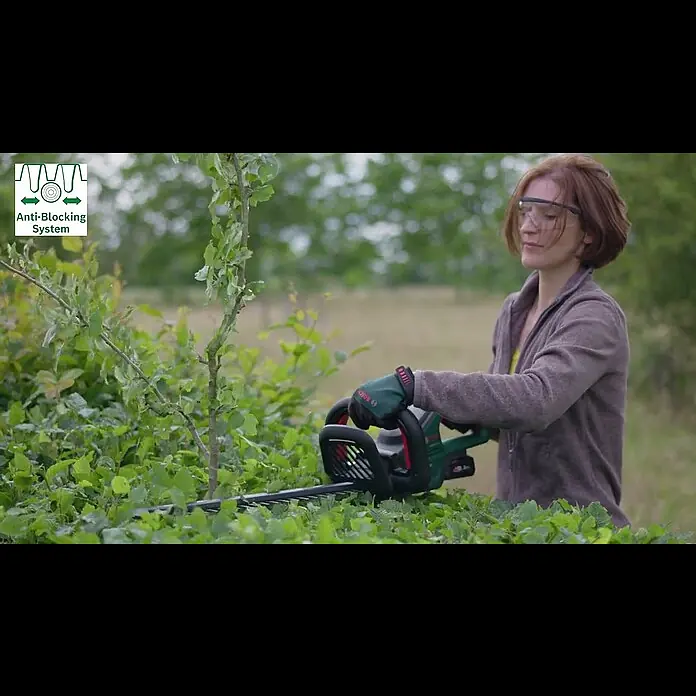 Bosch 18 V Power for All Akku-Heckenschere Universal HedgeCut 18V-55 - 18 V, Li-Ionen, 1 Akku, Schnittlänge: 50 cm