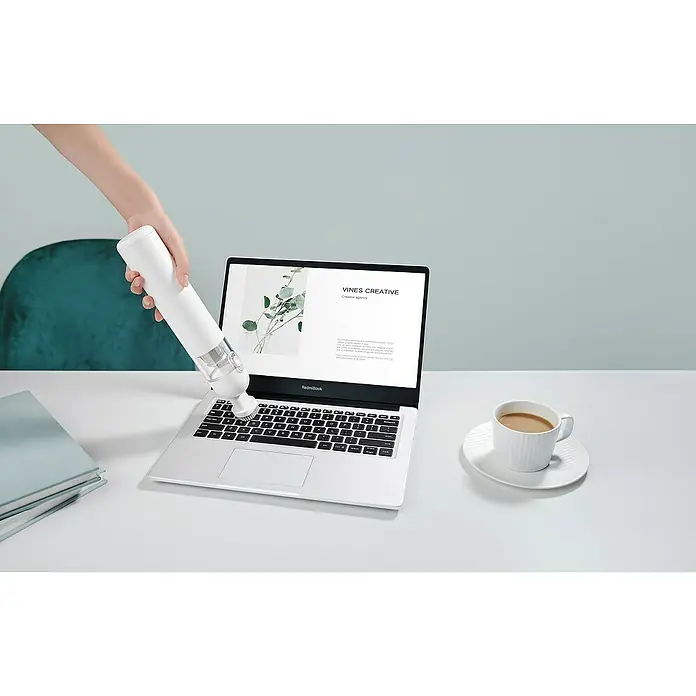 Xiaomi Akku-Handstaubsauger Mi Vacuum Cleaner Mini - L x B: 26,7 x 5,5 cm, 10,8 V, Weiß - Anwendungsbeispiel